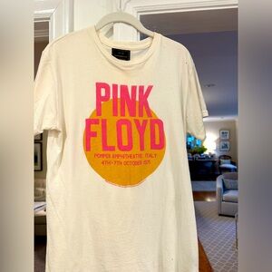 Retrobrand graphic tee. Pink Floyd. Size S